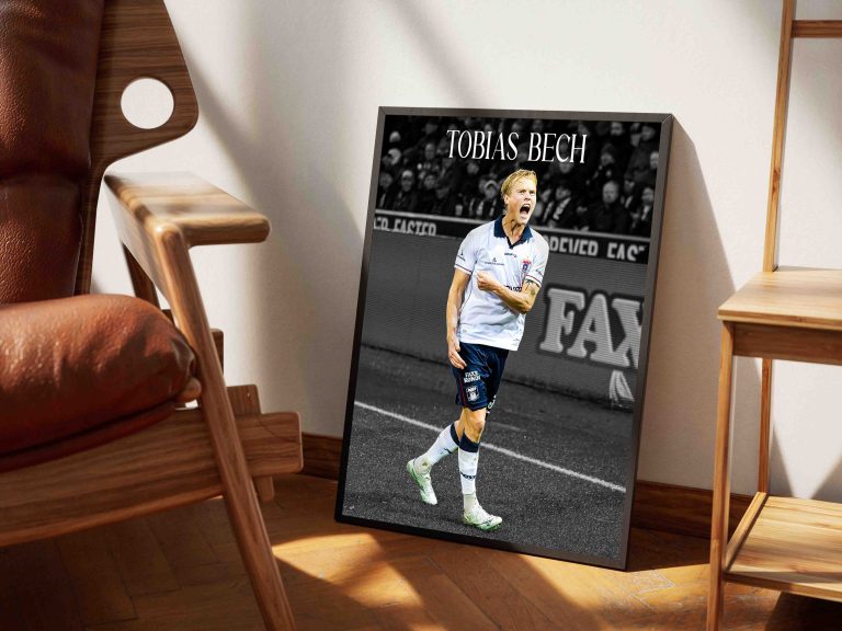 Tobias Bech AGF - sort/hvid mockup